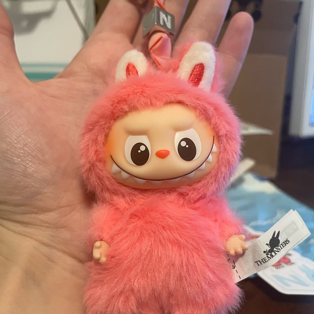 Labubu N Pin for Love